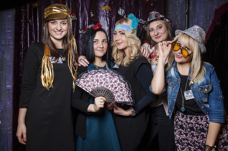 Как провести корпоратив на 8 марта в Kemerovo