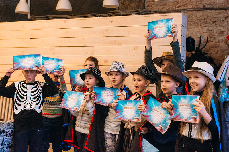 Как отметить Новый год классом — идеи для младших школьников в Kemerovo